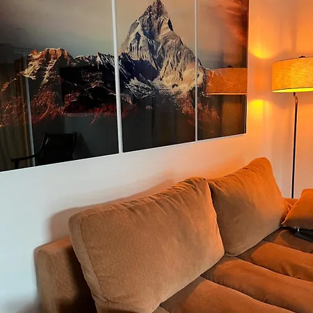 Huxa Apartment